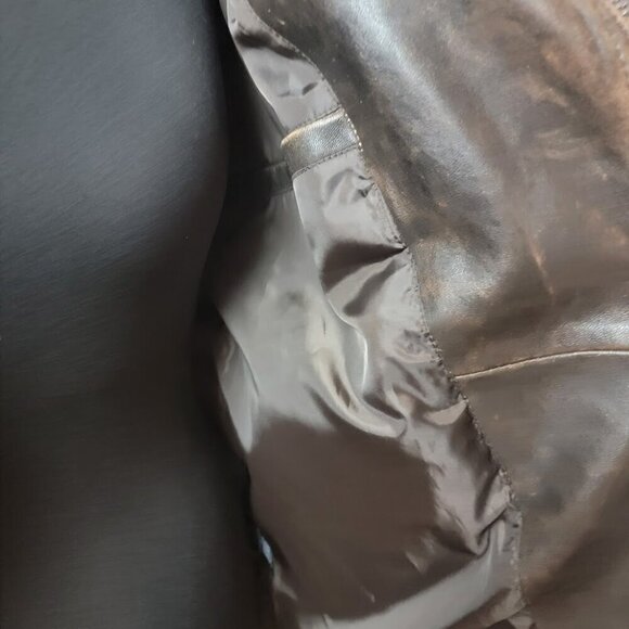 ASOS Design Oversized Biker Jacket - Real Leather with Stitch Detail - Picture 9 of 16